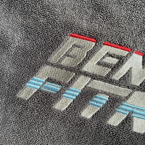 Multi-Functional Gym Towel with Zipper Pocket